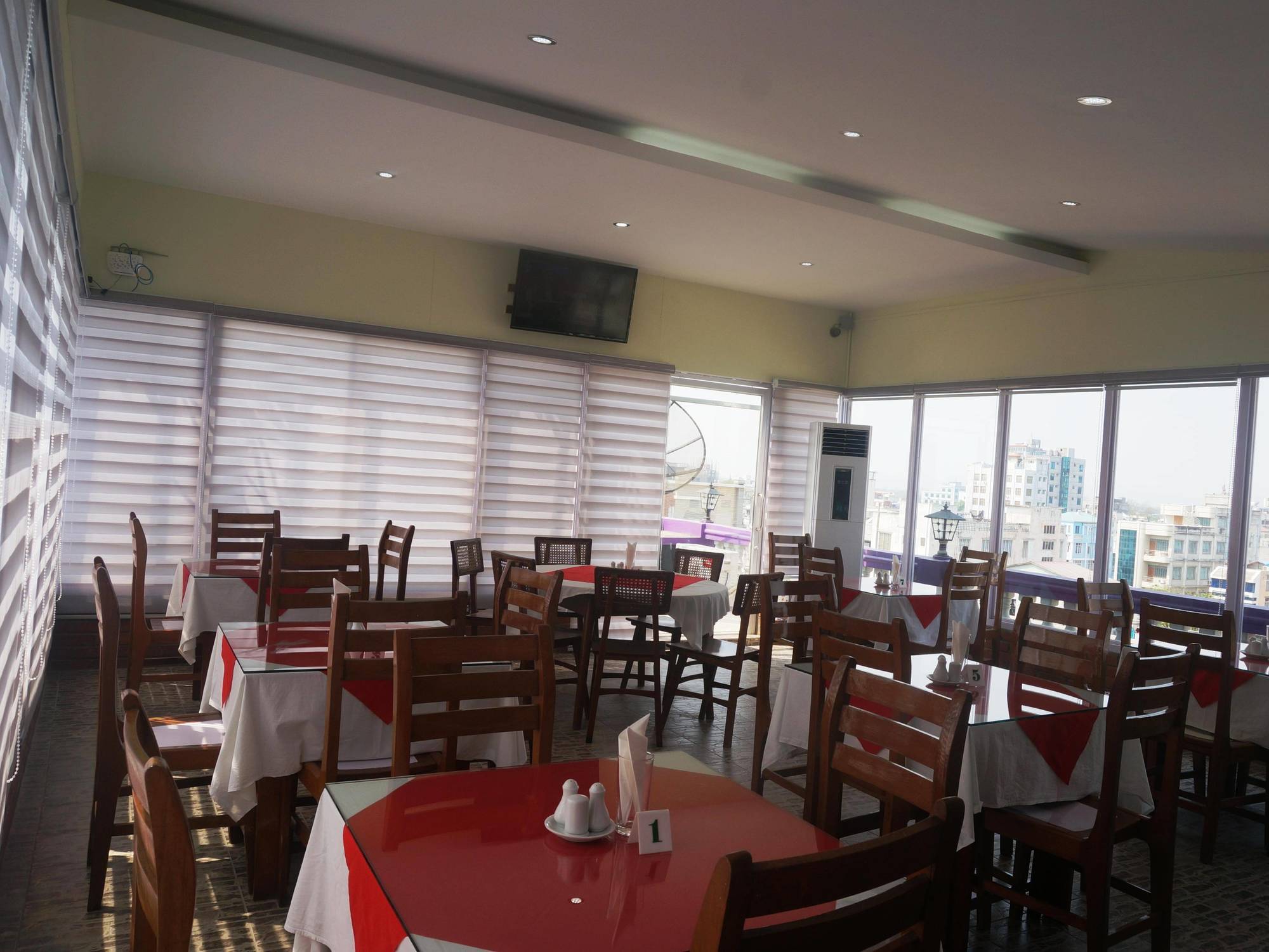 Fortune Hotel Mandalay Exterior foto
